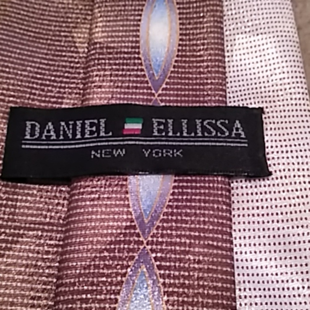 Necktie - Picture 3 of 4